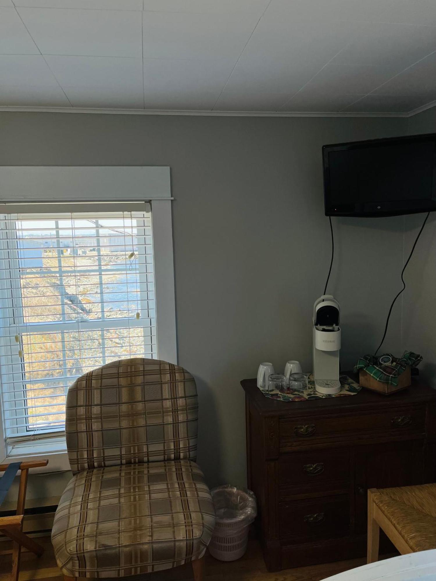 Toulinguet Inn - Suites Twillingate Buitenkant foto