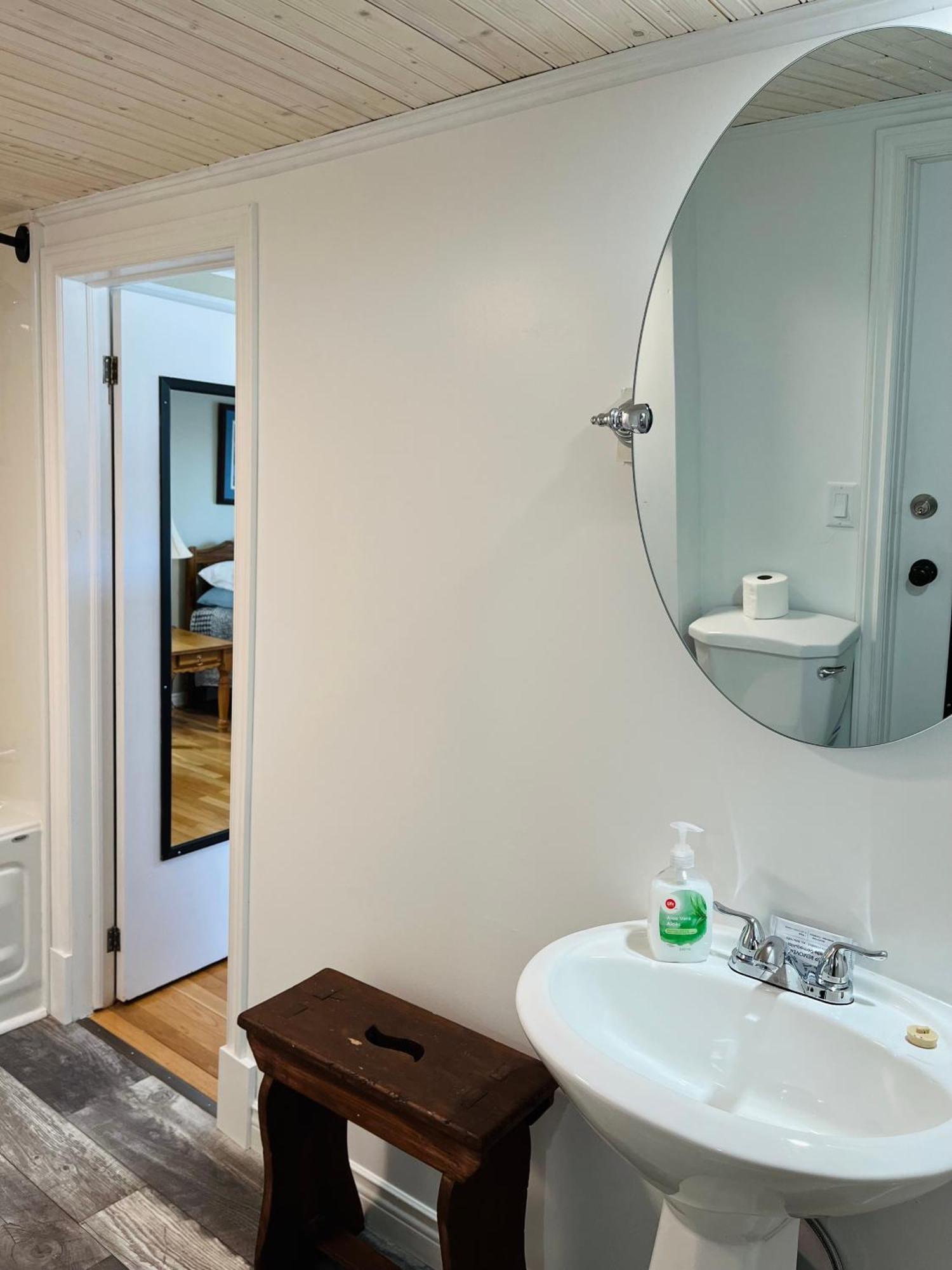 Toulinguet Inn - Suites Twillingate Buitenkant foto